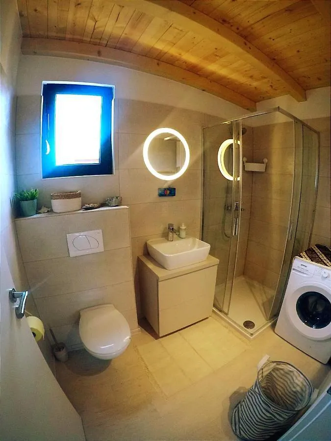 Nature Home Eco-Friendly Pet-Friendly Fazana 0*,  Croatia